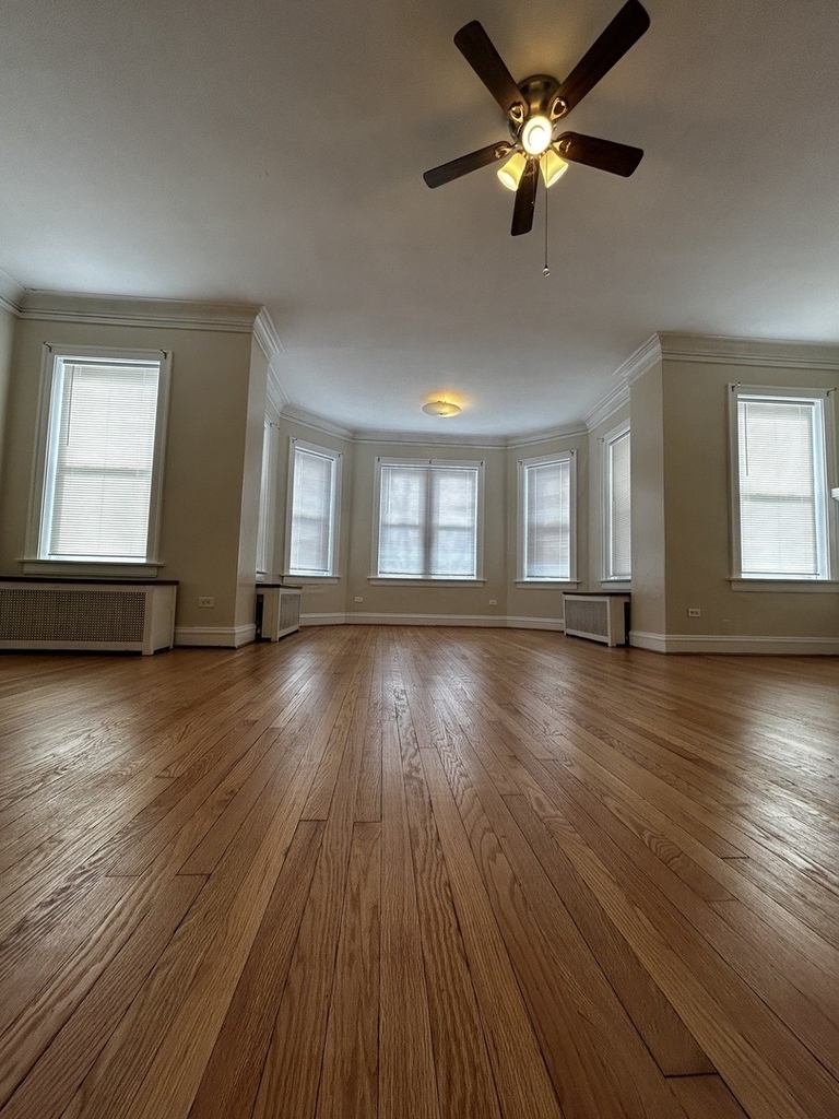 1740 W Garfield Boulevard - Photo 7