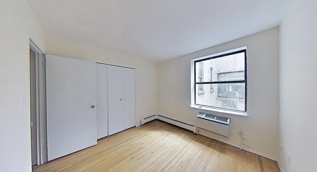3 West 52nd Street - Photo 5