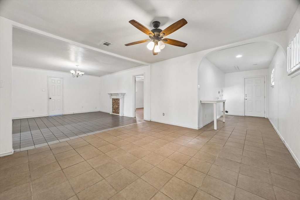7119 Long Point Road - Photo 7
