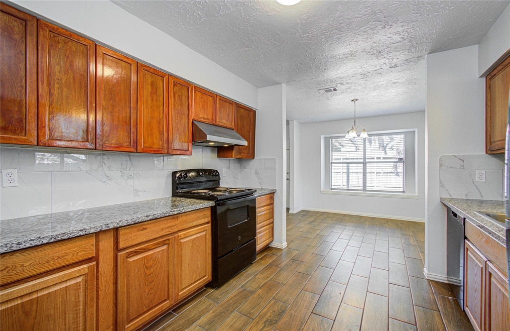 2702 Fir Crest Court - Photo 11