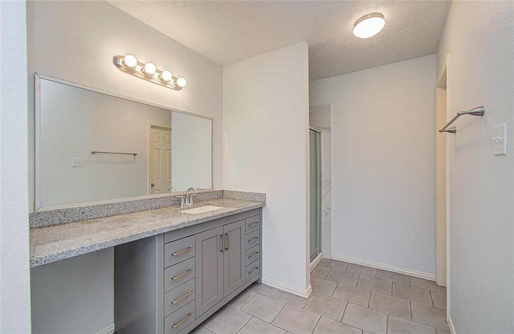 2702 Fir Crest Court - Photo 18