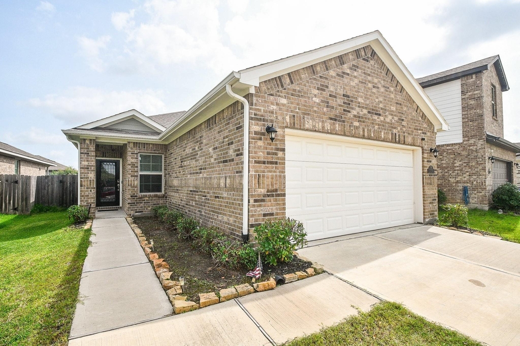 23054 True Fortune Drive - Photo 0