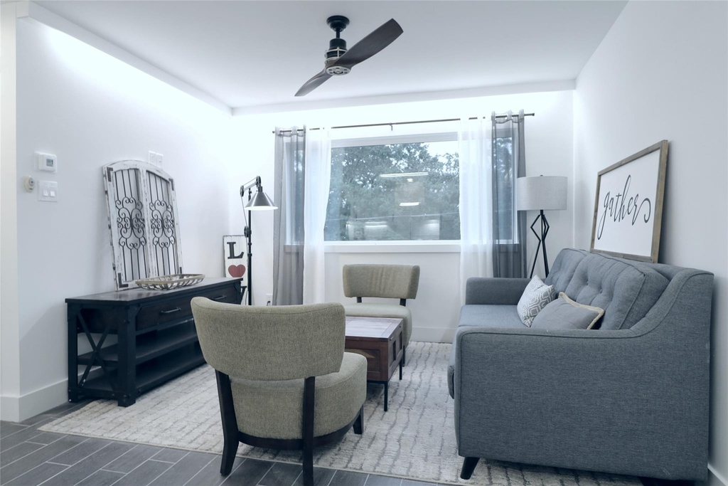 412 Pacific Street - Photo 4