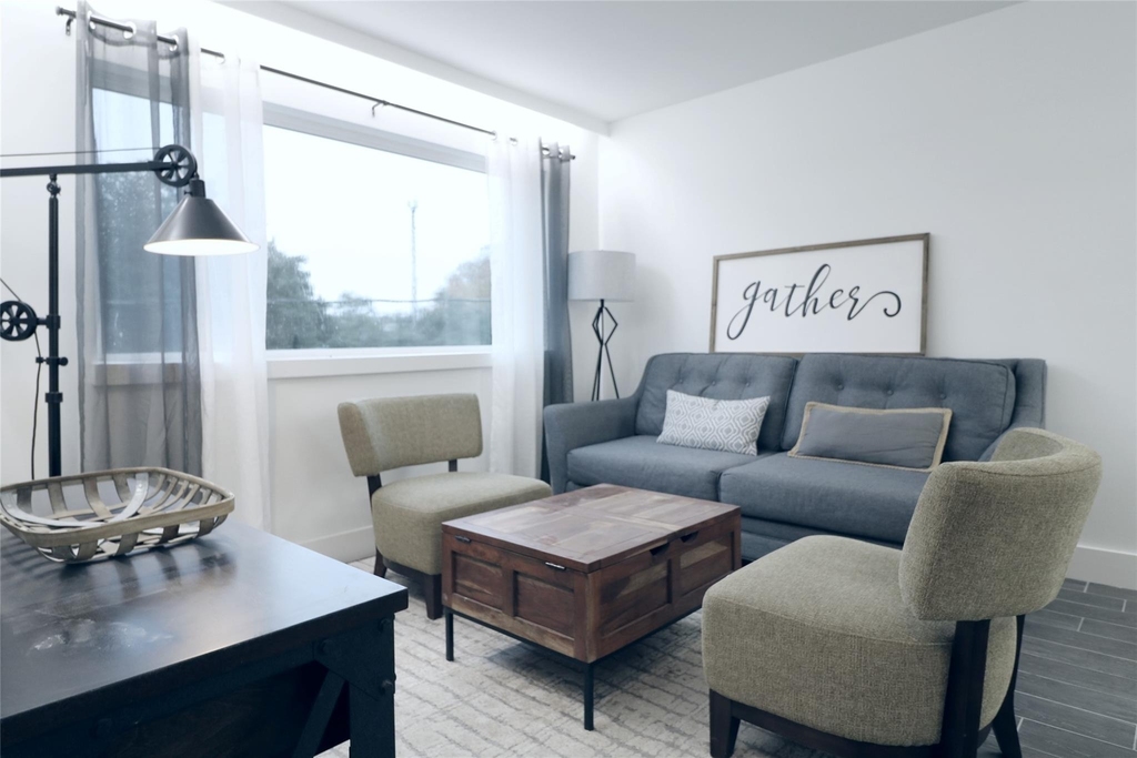 412 Pacific Street - Photo 6