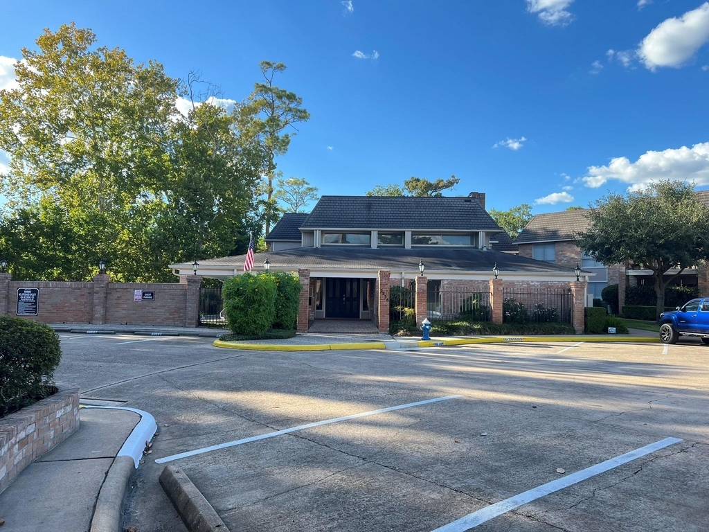 2230 S Piney Point Road - Photo 11