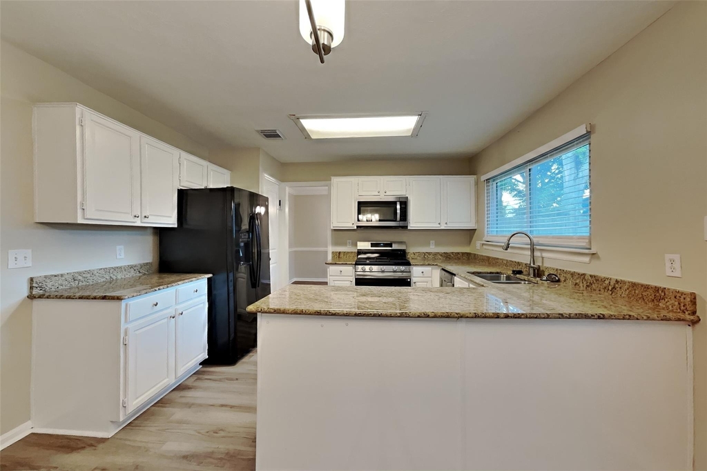 3407 Fort Richmond Drive - Photo 5