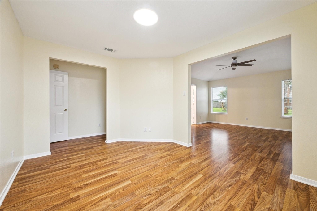 3402 Fox Court - Photo 15