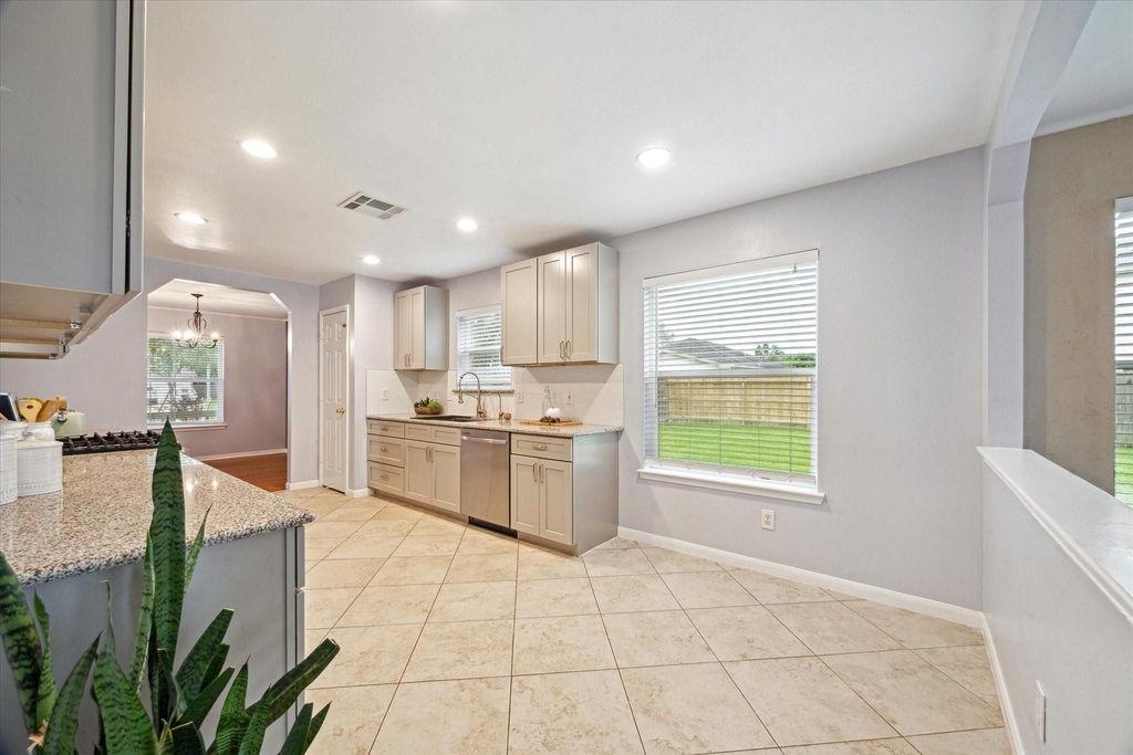 3402 Fox Court - Photo 10