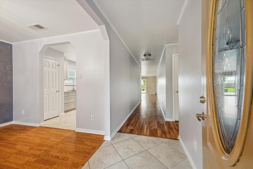 3402 Fox Court - Photo 4