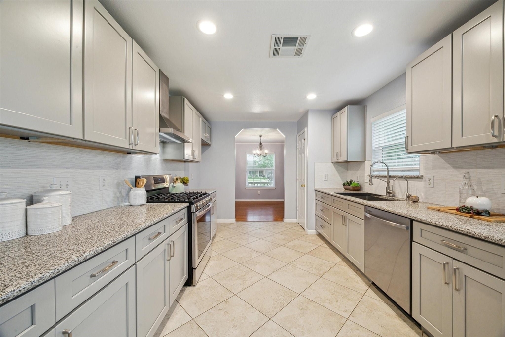 3402 Fox Court - Photo 9