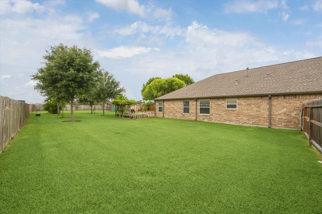 3402 Fox Court - Photo 29
