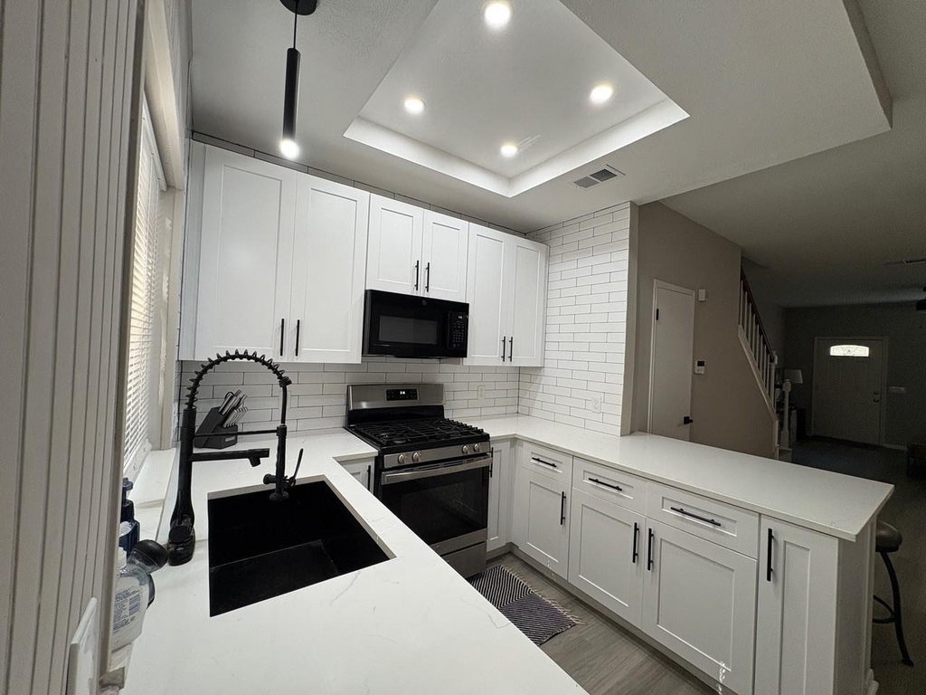 2910 Grants Lake Boulevard - Photo 9