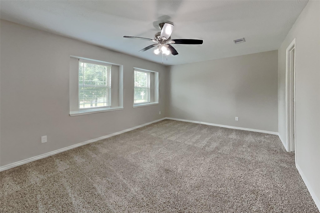 18330 Ella Boulevard - Photo 8