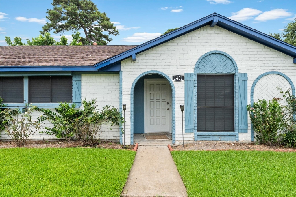 1431 Epsilon Street - Photo 0
