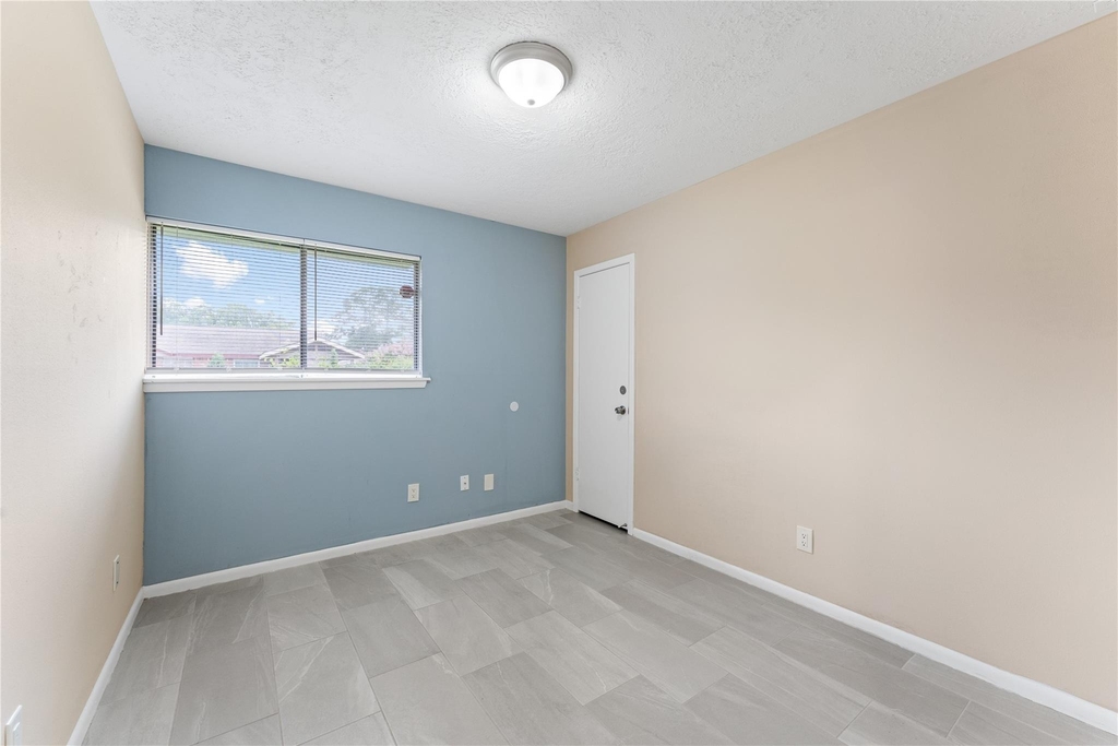 1431 Epsilon Street - Photo 15