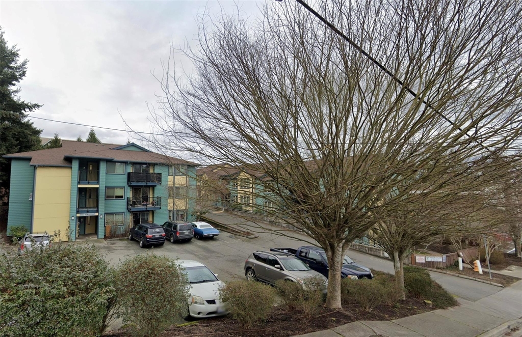 2503 Howard Ave - Photo 3