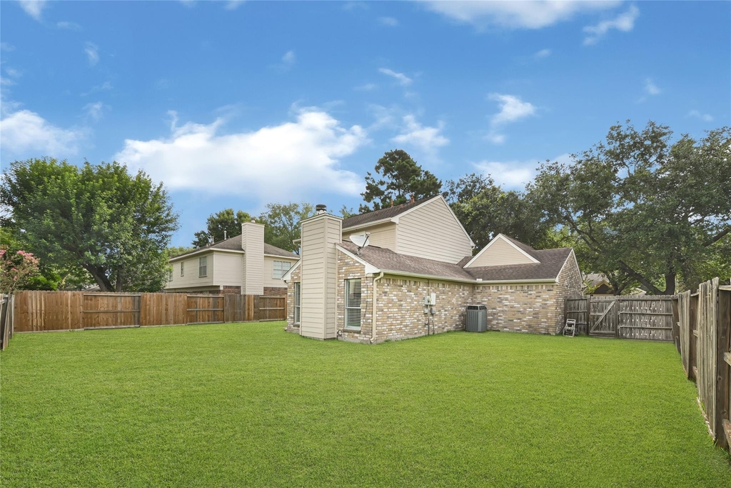 4010 Spring Garden Drive - Photo 20