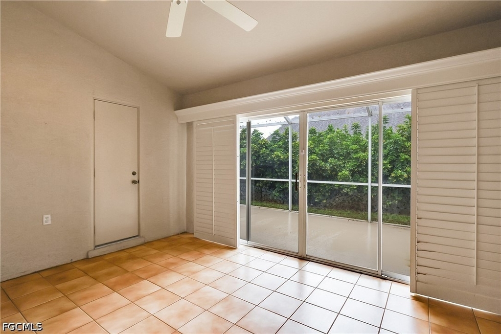 22203 Seashore Circle - Photo 37