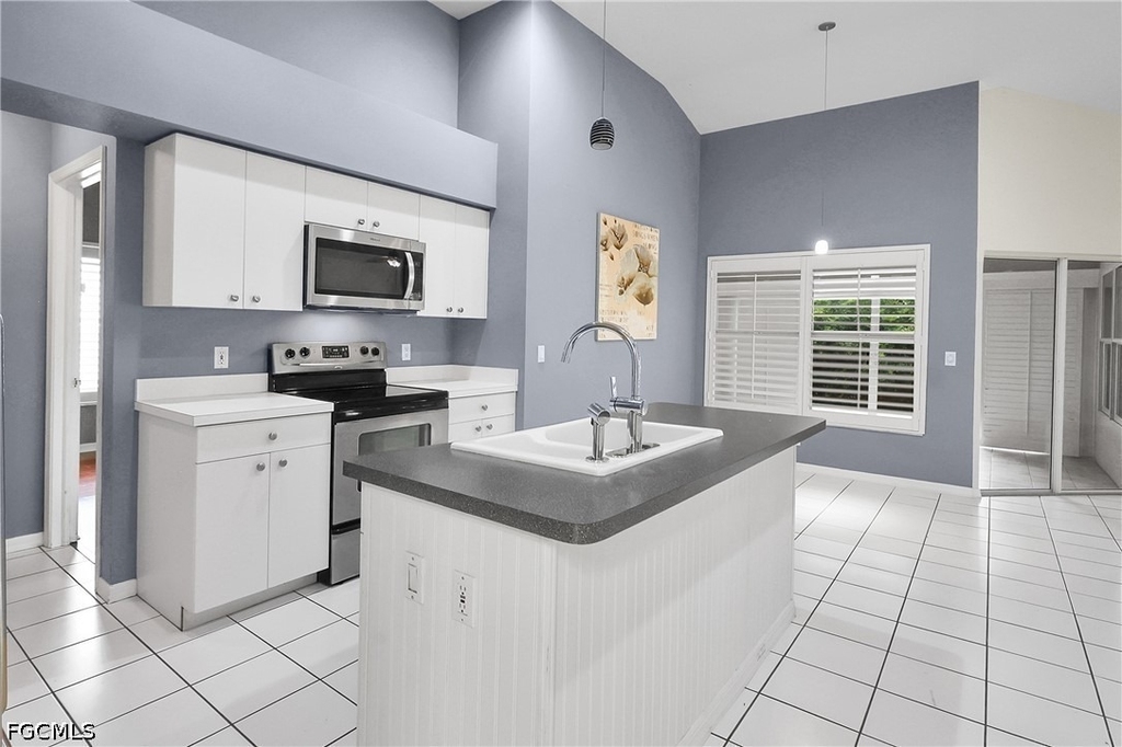 22203 Seashore Circle - Photo 15