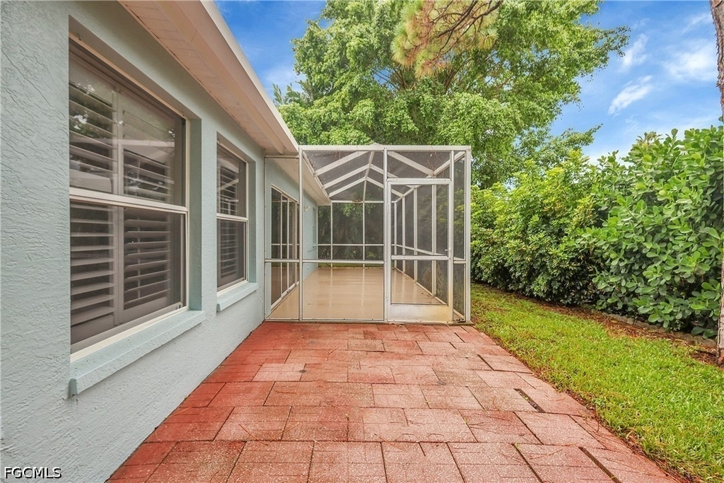 22203 Seashore Circle - Photo 44