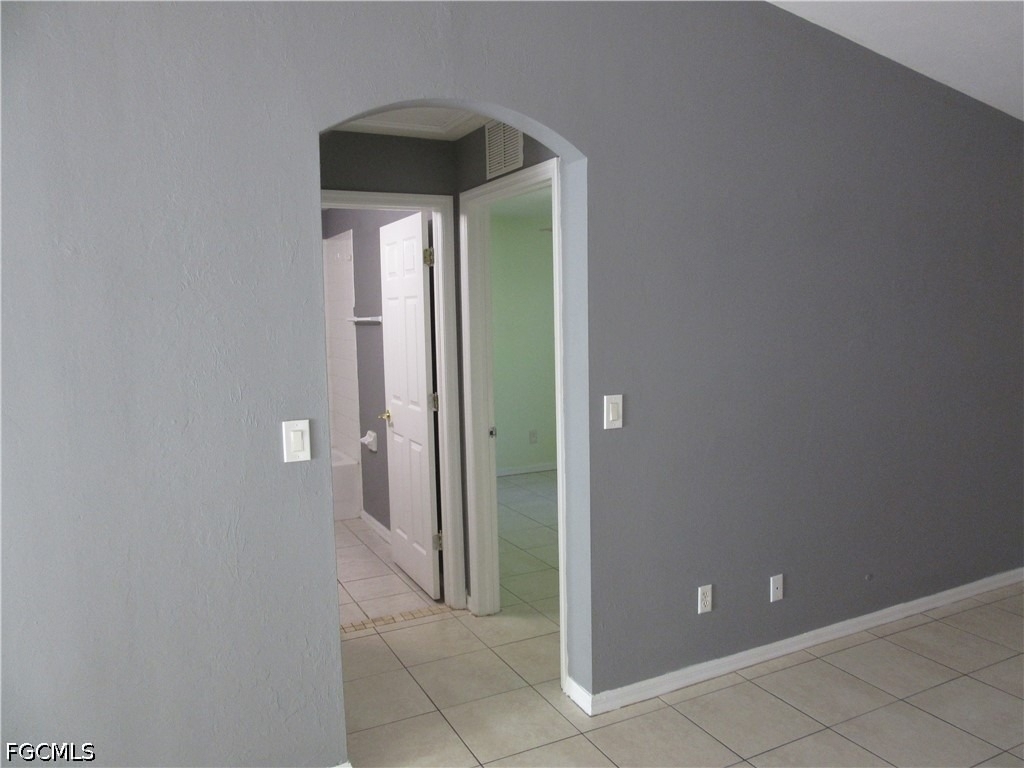 922 Eisenhower Boulevard - Photo 5