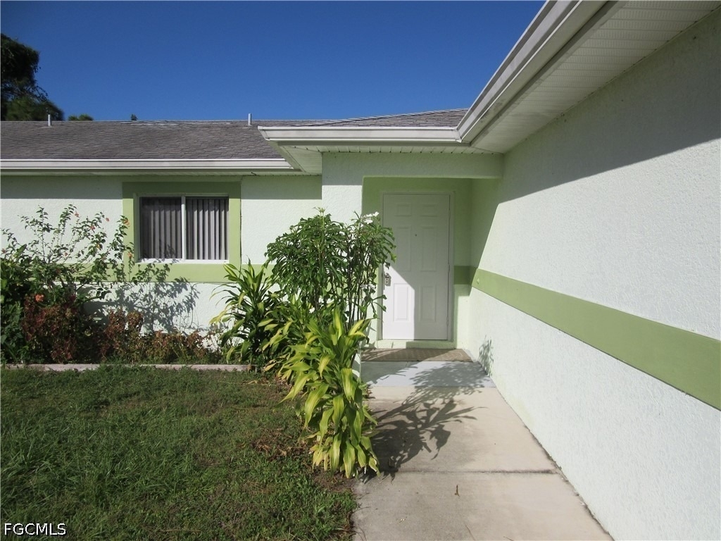 922 Eisenhower Boulevard - Photo 1