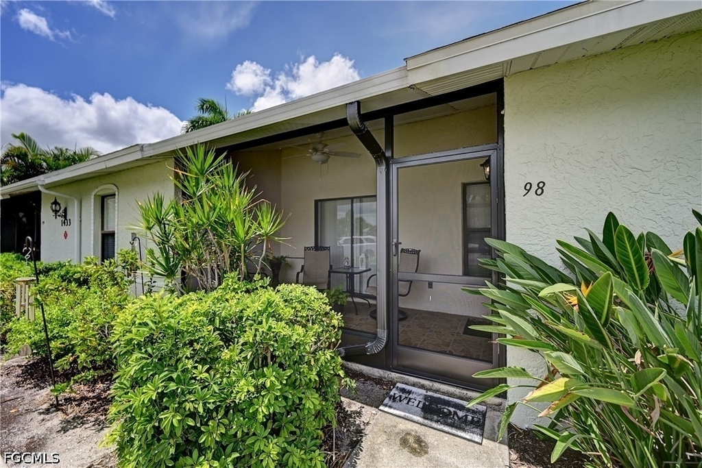1433 Sw 51st Lane - Photo 2