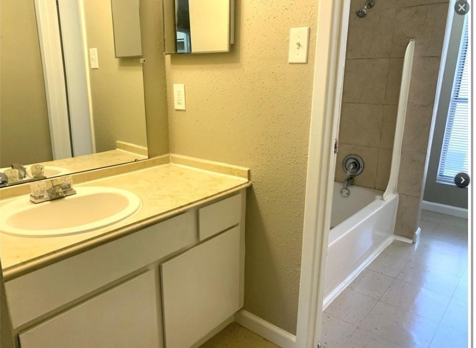 2200 Cypress Landing Drive - Photo 10