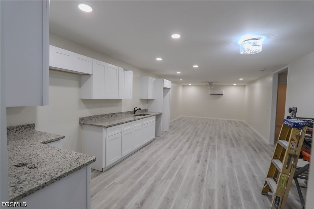 2222 Unity Avenue - Photo 2