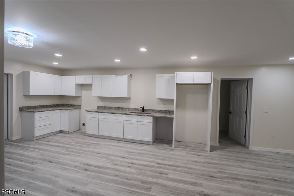 2222 Unity Avenue - Photo 9