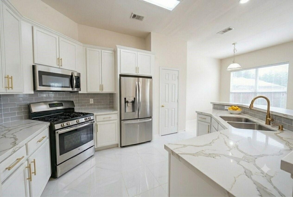 6015 Ida Rose Court - Photo 17