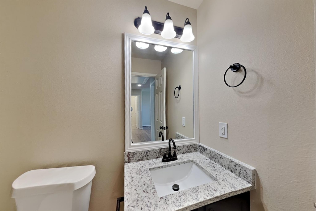 19715 Seabury Path Court - Photo 14
