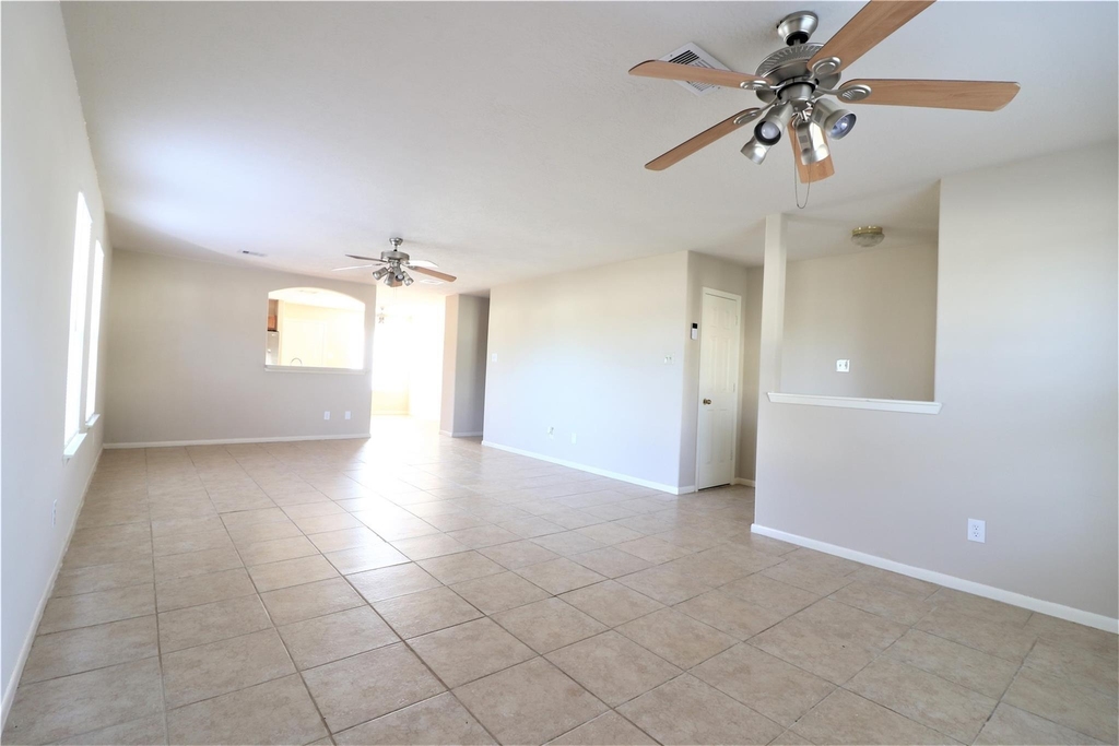 6803 Hayman Drive - Photo 7