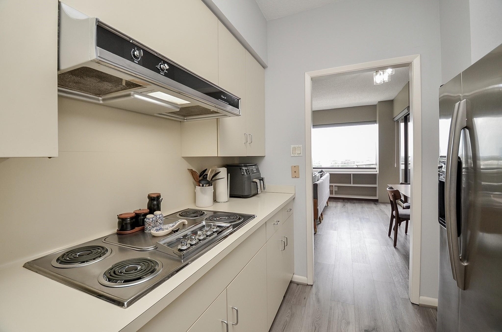 5000 Montrose Boulevard - Photo 26