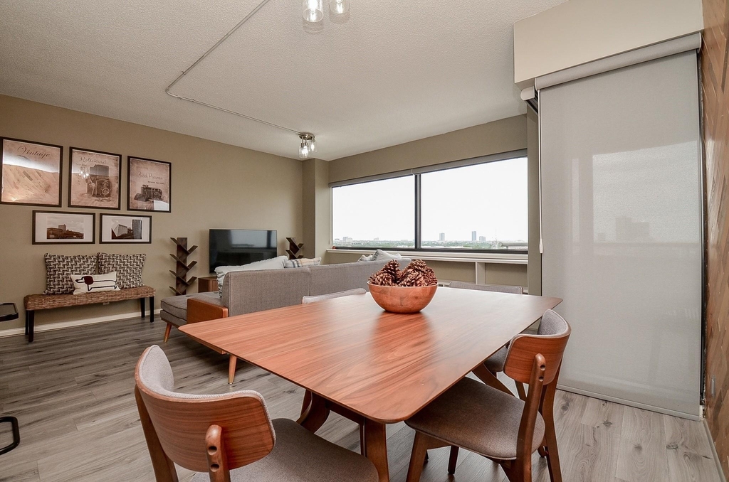 5000 Montrose Boulevard - Photo 21