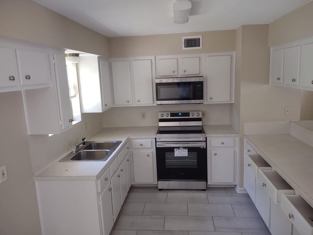 102 Libby Circle - Photo 8