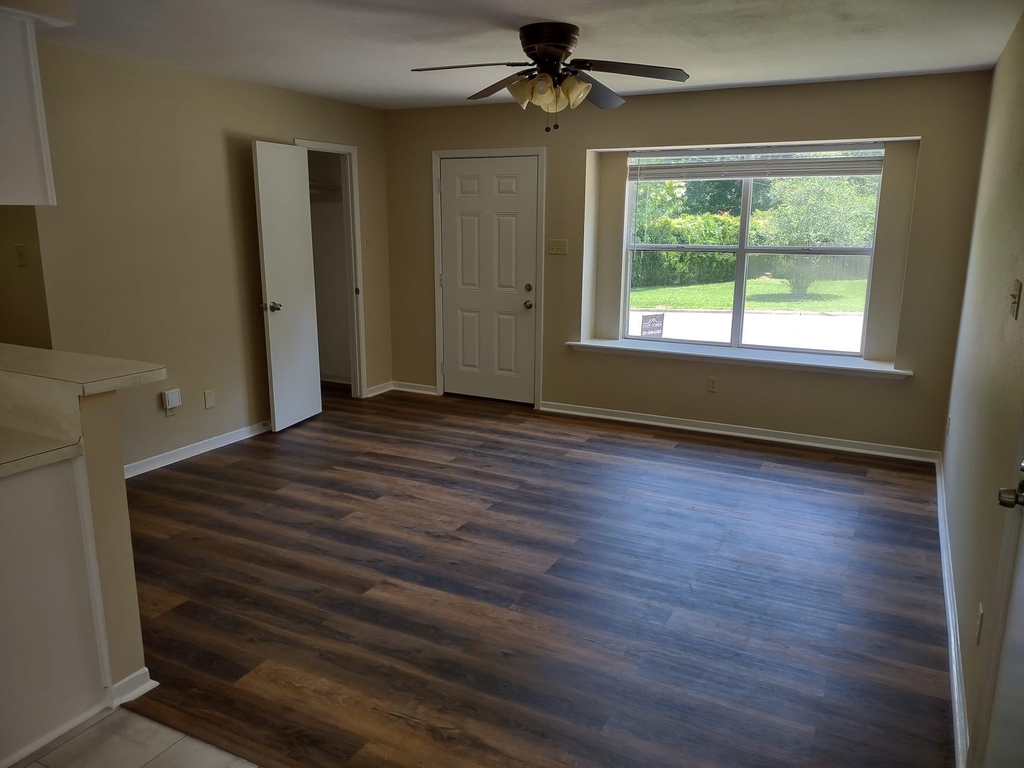 102 Libby Circle - Photo 11