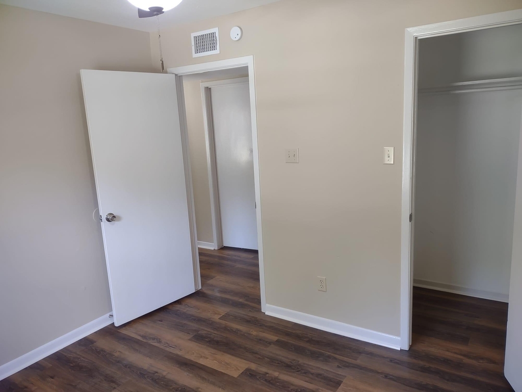 102 Libby Circle - Photo 16