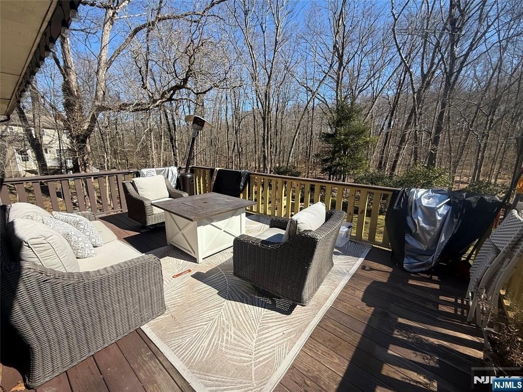 60 Eileen - Photo 19