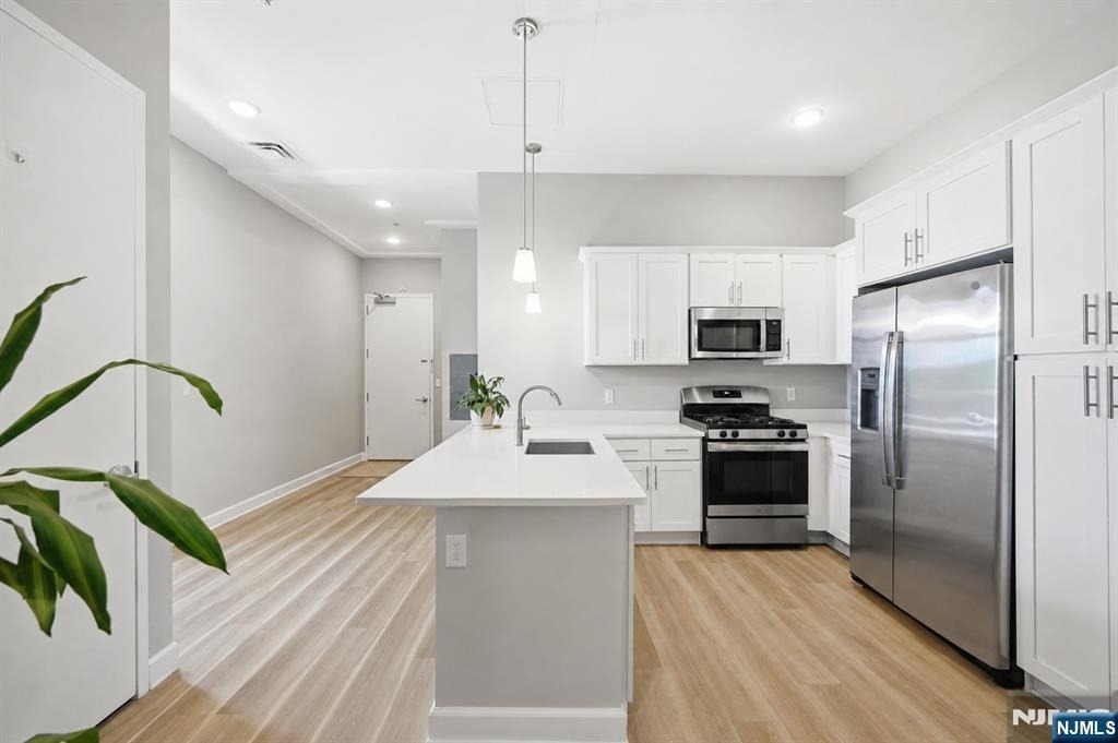 271 Millburn - Photo 7