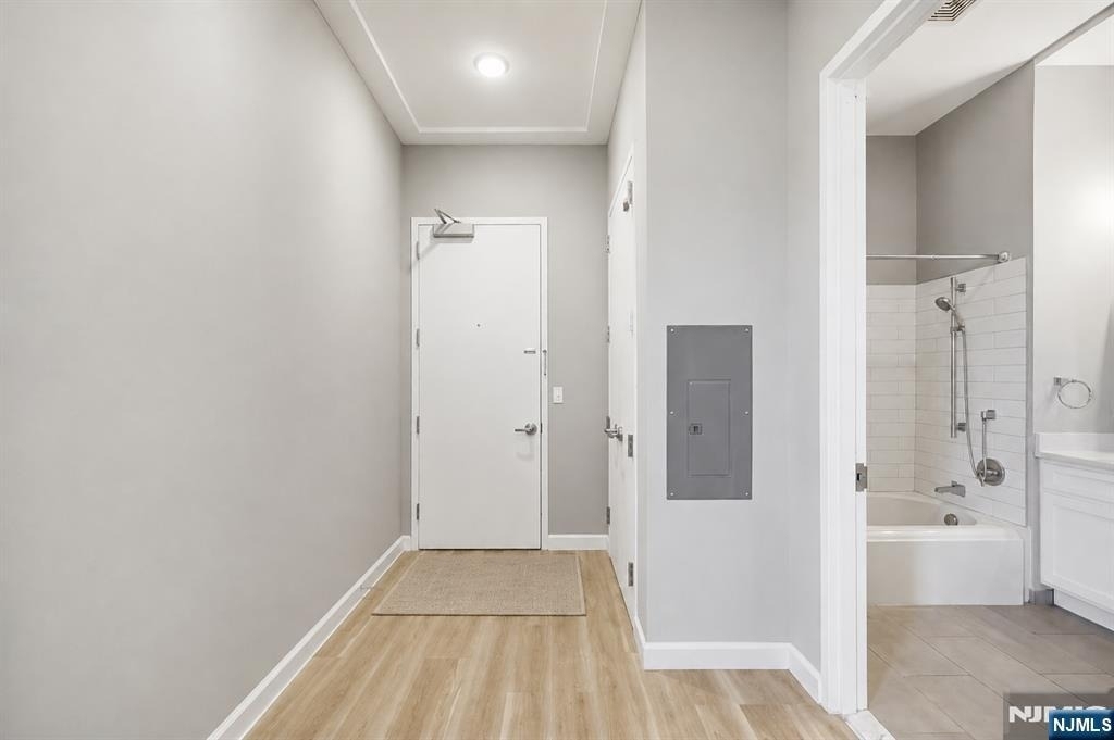 271 Millburn - Photo 6