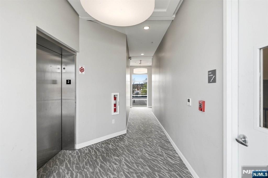 271 Millburn - Photo 3