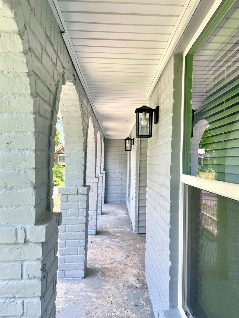 9626 Hearthwood Drive - Photo 5