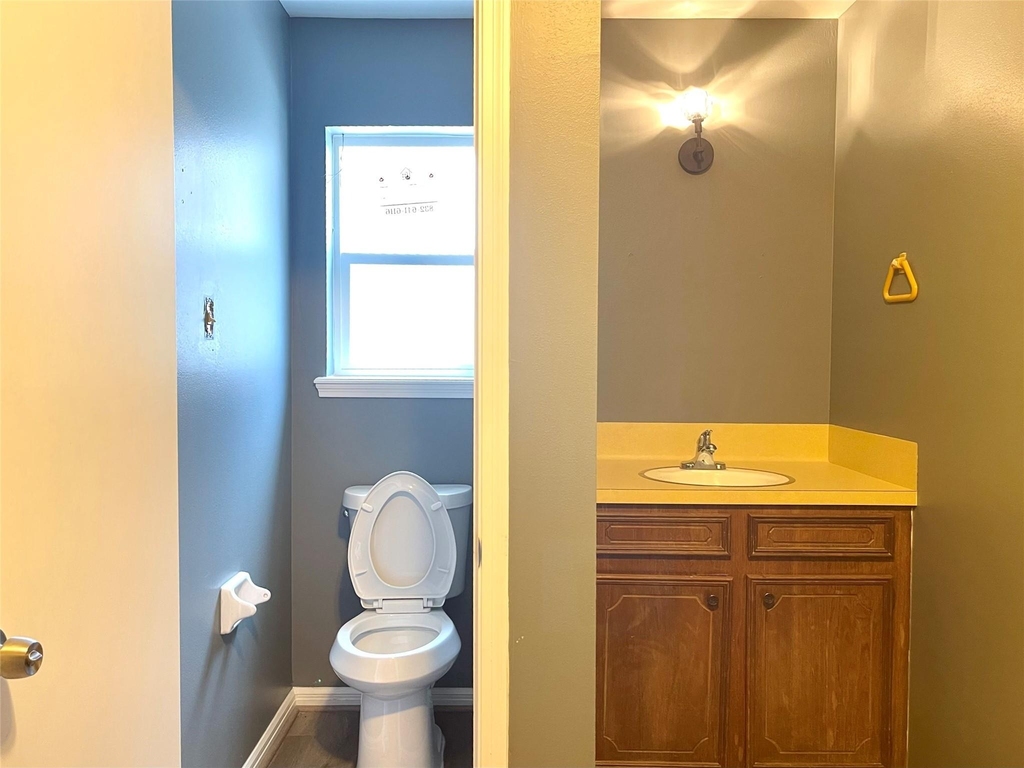 9626 Hearthwood Drive - Photo 8