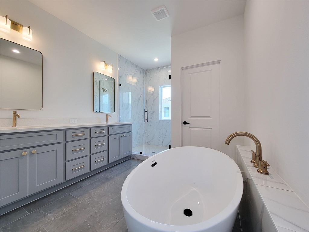 7705 Earl Rudder Way - Photo 15