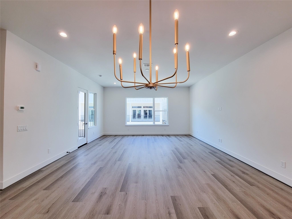 7705 Earl Rudder Way - Photo 34