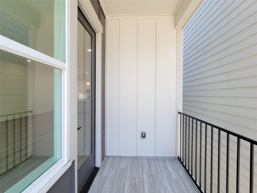 7705 Earl Rudder Way - Photo 21