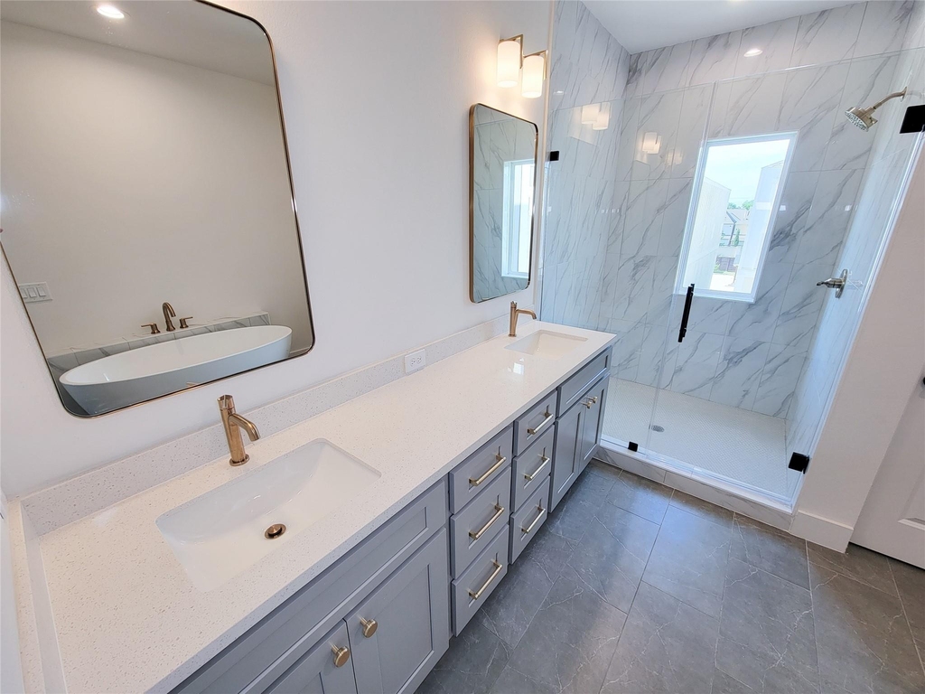 7705 Earl Rudder Way - Photo 38