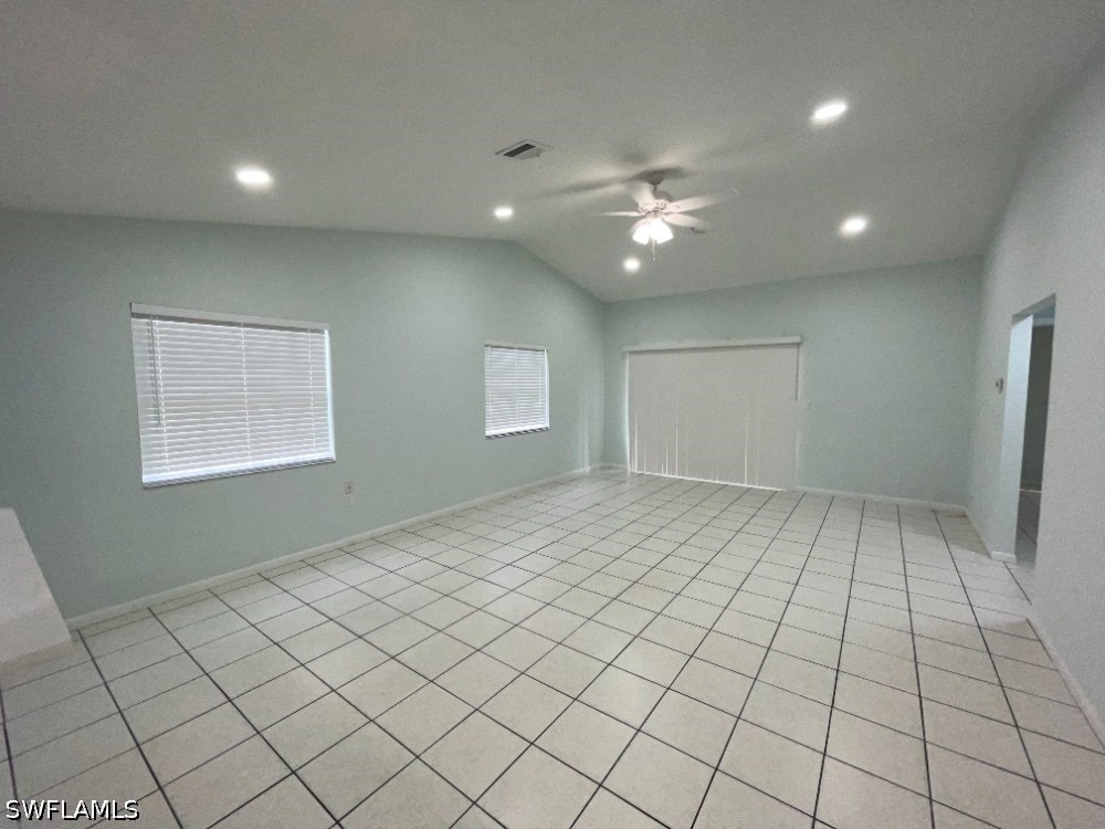 9044 Tangelo Boulevard - Photo 2