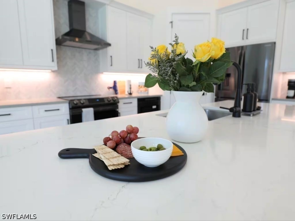138 Greenbrier Street - Photo 2